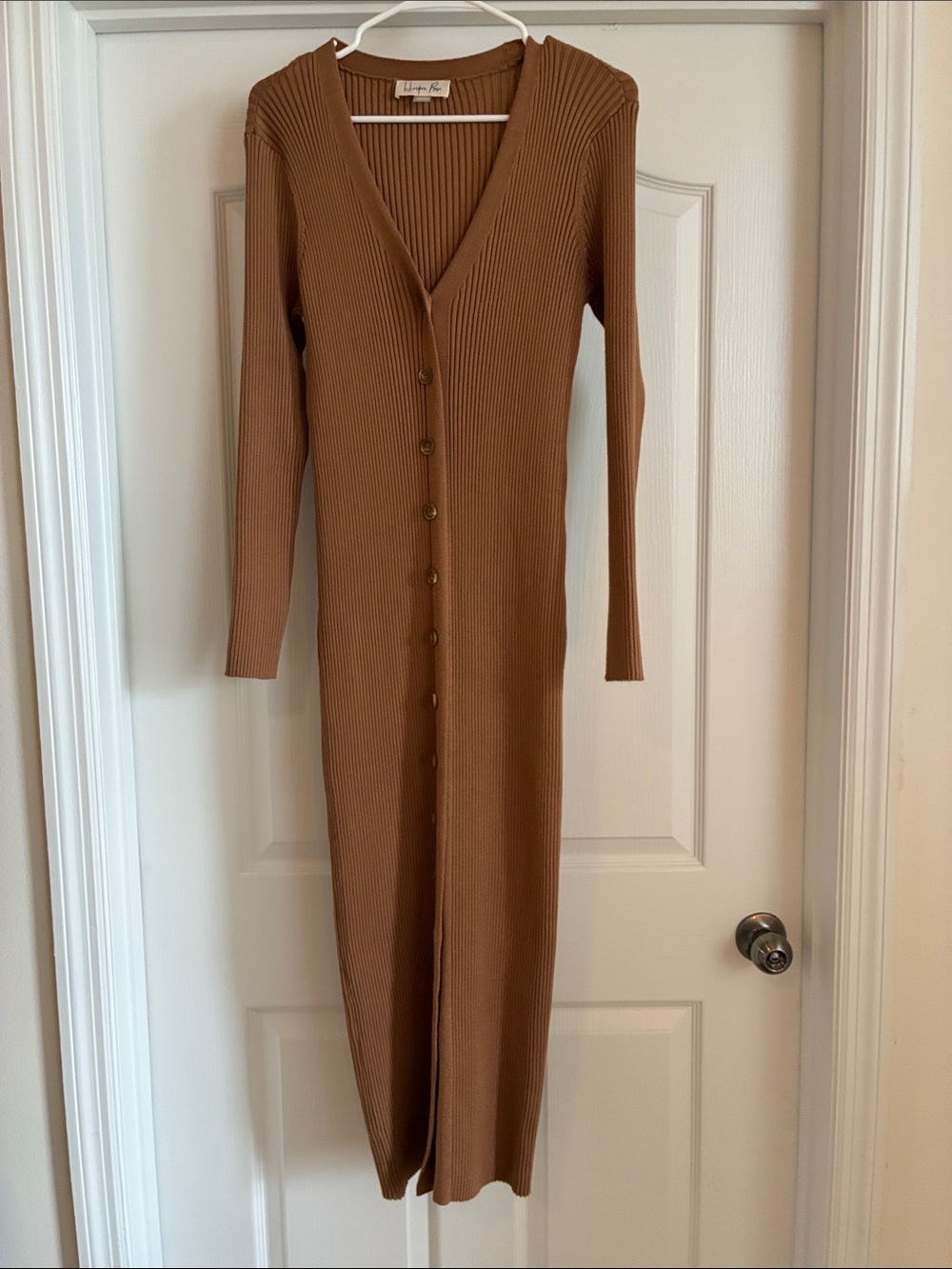 Neutral Old Money Harper Rose Ribbed Knit Button Accent Maxi Dress Size L - Picture 4 of 6